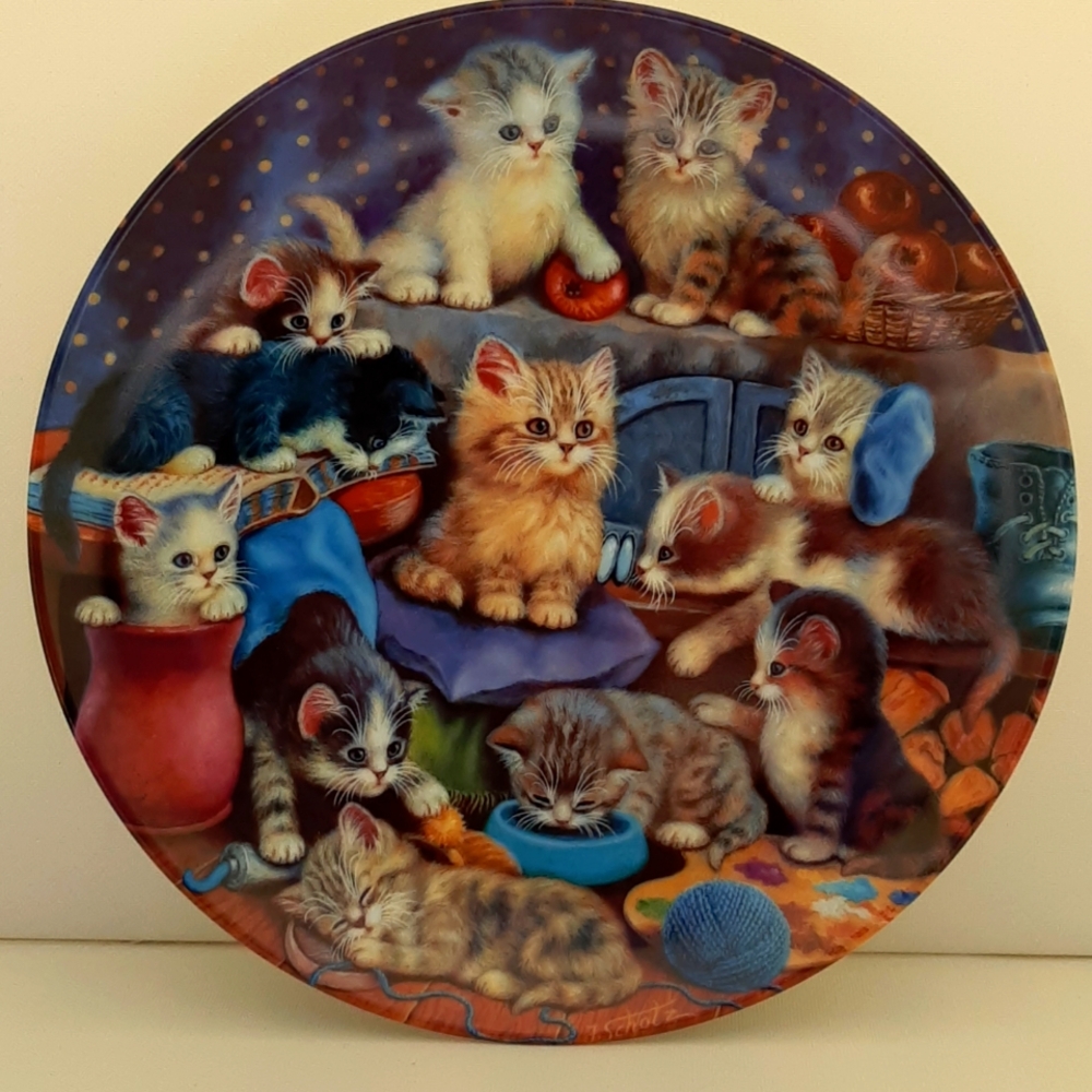 "Frisky Business" by Jurgen Scholz First Issue Plate in Litter Rascals series
